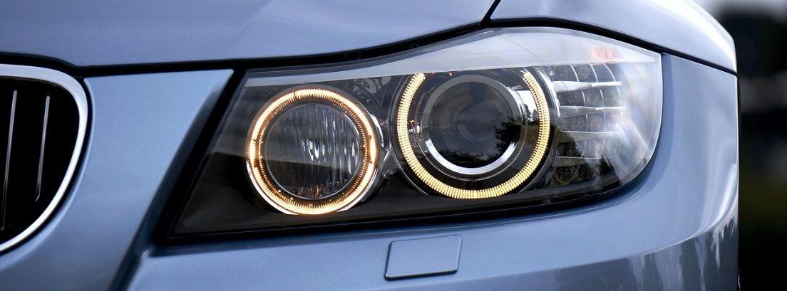 Está permitido el uso de luces halógenas en los coches? -canalMOTOR