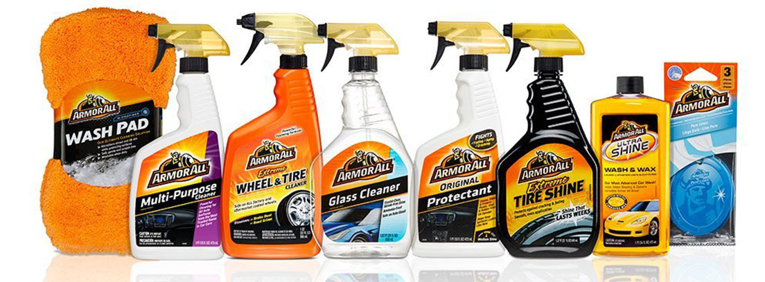 Oferta de Kit de limpieza para coche - 3 productos + accesorios