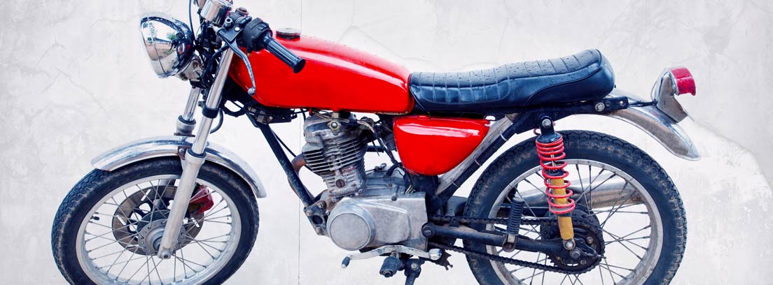 Consejos para la limpieza de tu motocicleta - Seguros MAPFRE